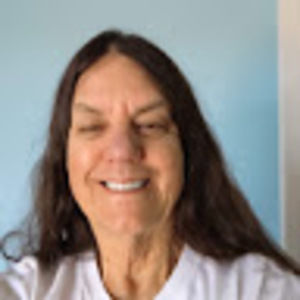 Meet your Posher, Liz